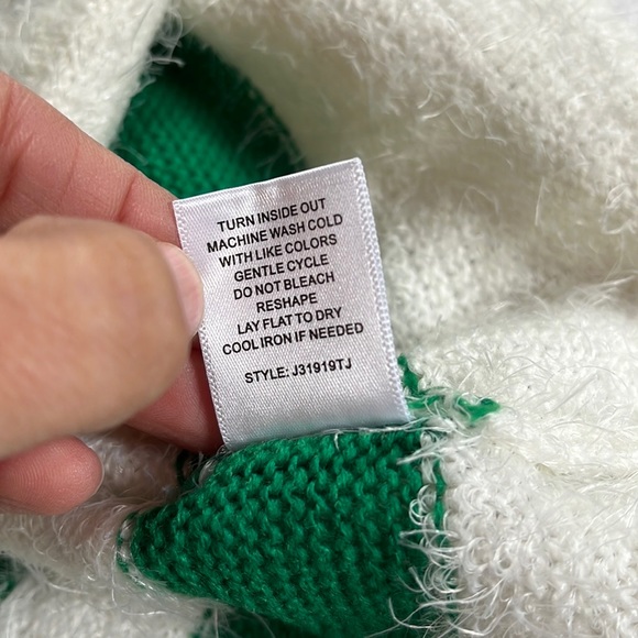 Christmas Dress - Picture 10 of 14